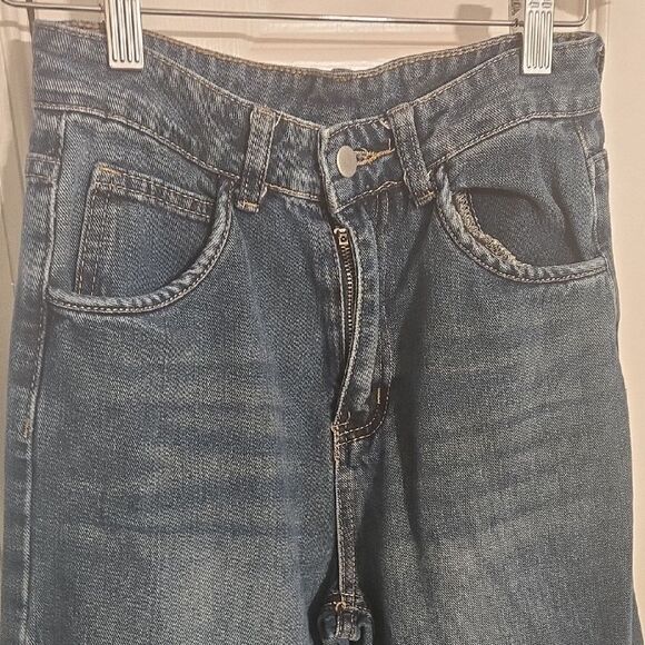 Women's Wide Leg Denim Jeans - Picture 3 of 6